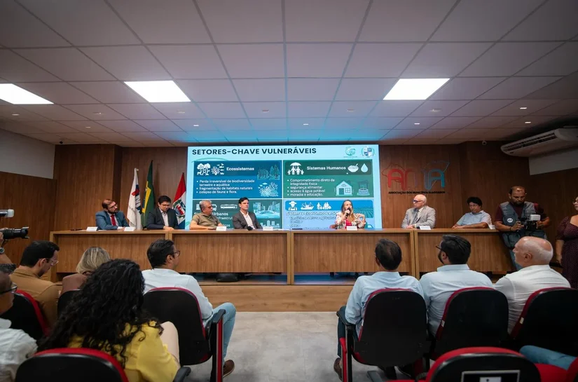Projeto Nascentes de Vida é apresentado a prefeitos e secretários municipais na AMA