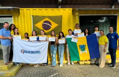Escola de Campo Alegre fortalece educação tecnológica com participação de estudantes em curso