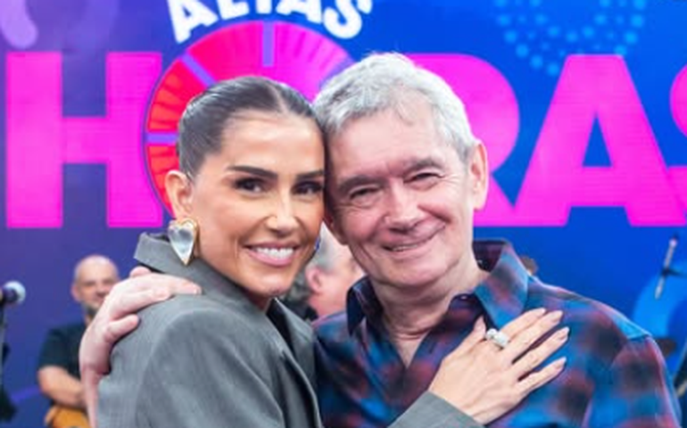 'Altas Horas' de hoje traz Deborah Secco e filho de Gugu entre convidados