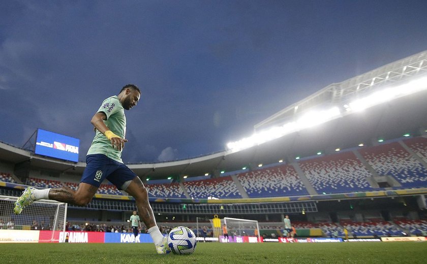 De técnico novo, seleção estreia nas Eliminatórias para a Copa de 2026