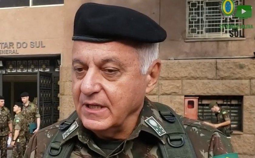 'Defendi a democracia', diz general acusado por bolsonaristas de ser informante de Moraes