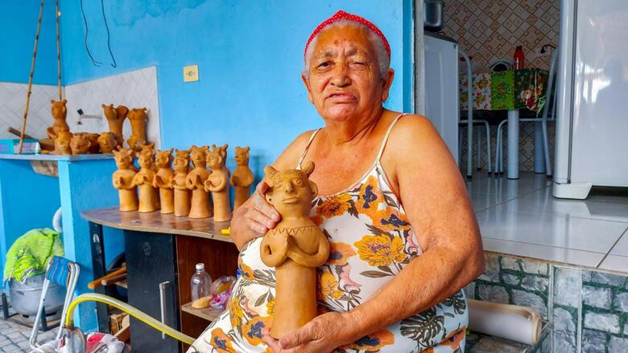 Arte de dona Irinéia assina Prêmio Tia Marcelina 2021 entregue pelo governo de AL nesta terça (23