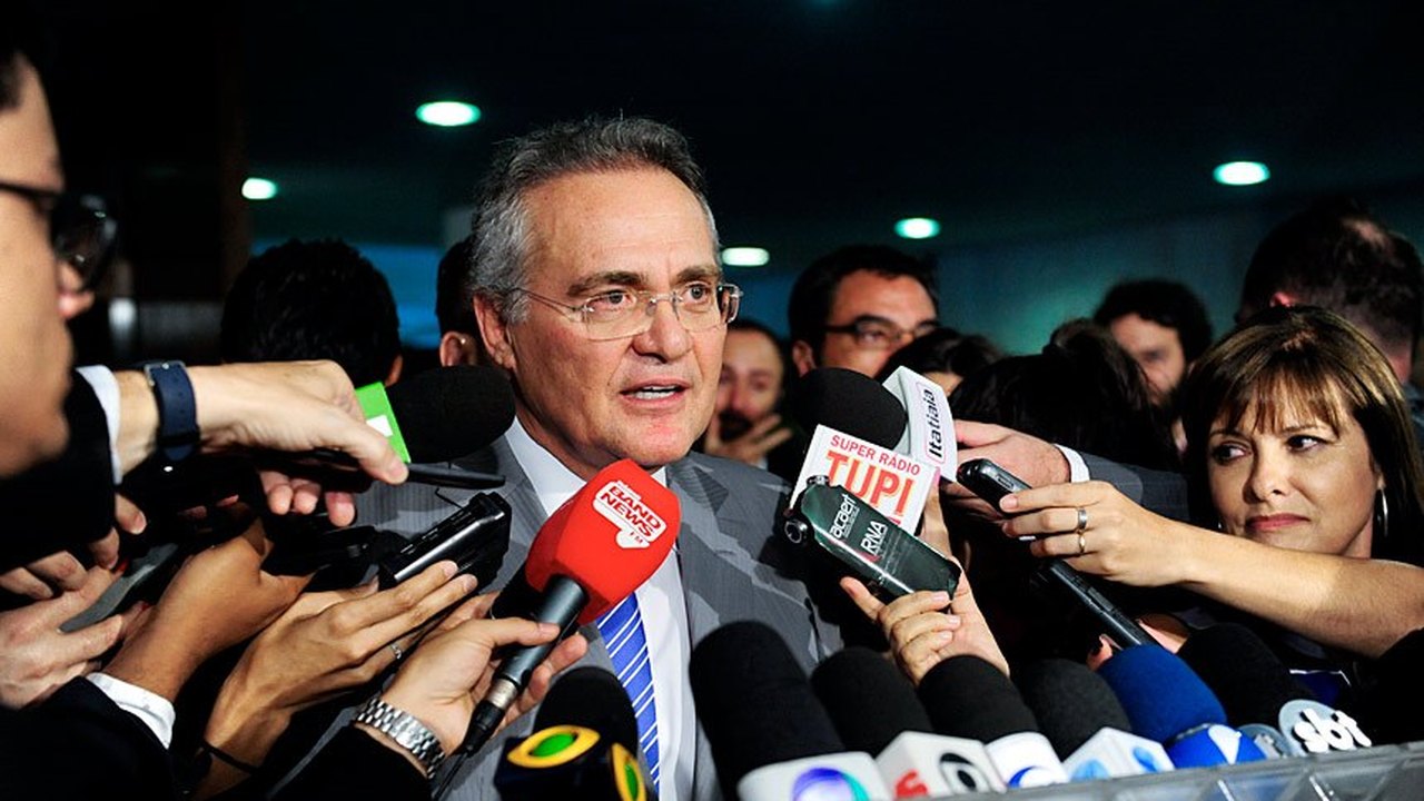 Renan Calheiros anuncia que vai se encontrar com Temer e Cármem Lúcia na sexta