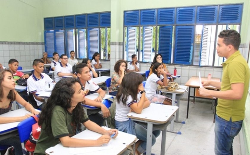 Seduc divulga quarta convocação para professores temporários e auxiliares de sala