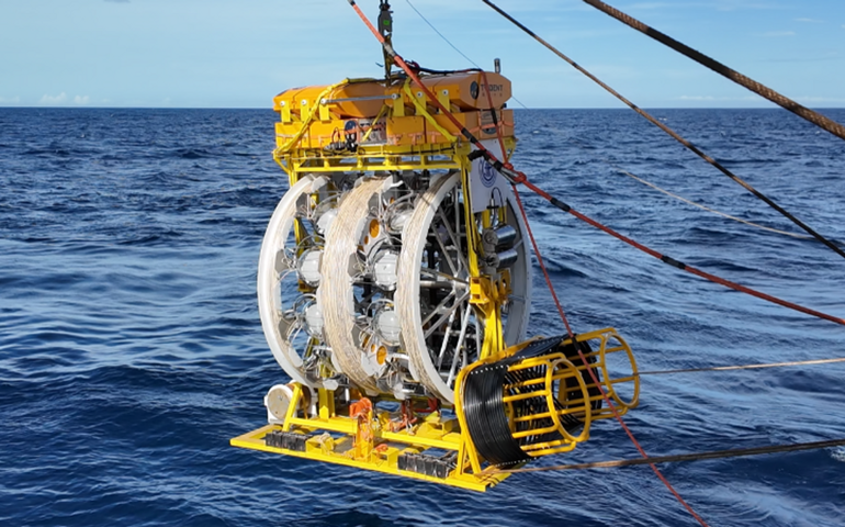 China testa veículo submersível para construir maior observatório de neutrinos no mar profundo (FOTOS)