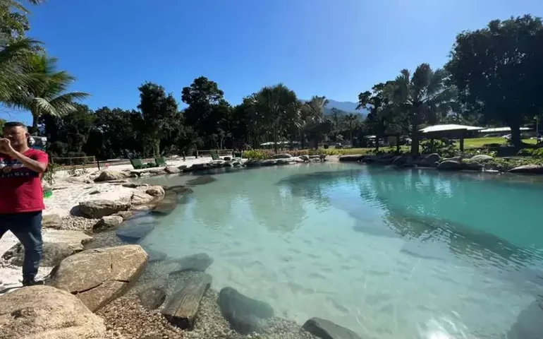 Lago artificial construído na casa de Neymar permanece interditado por infrações ambientais