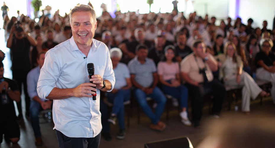 Renan Filho destaca avanço da ponte de Penedo e prevê mudança econômica no Sul de Alagoas