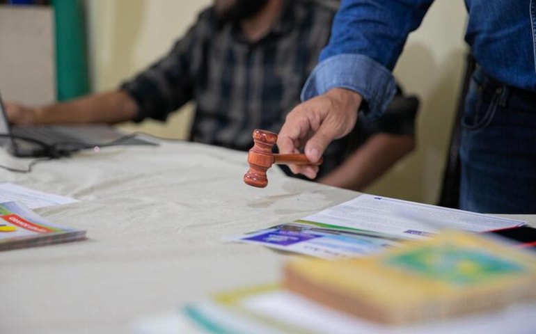 Sefaz Alagoas conclui leilão de bens com 169 lotes arrematados