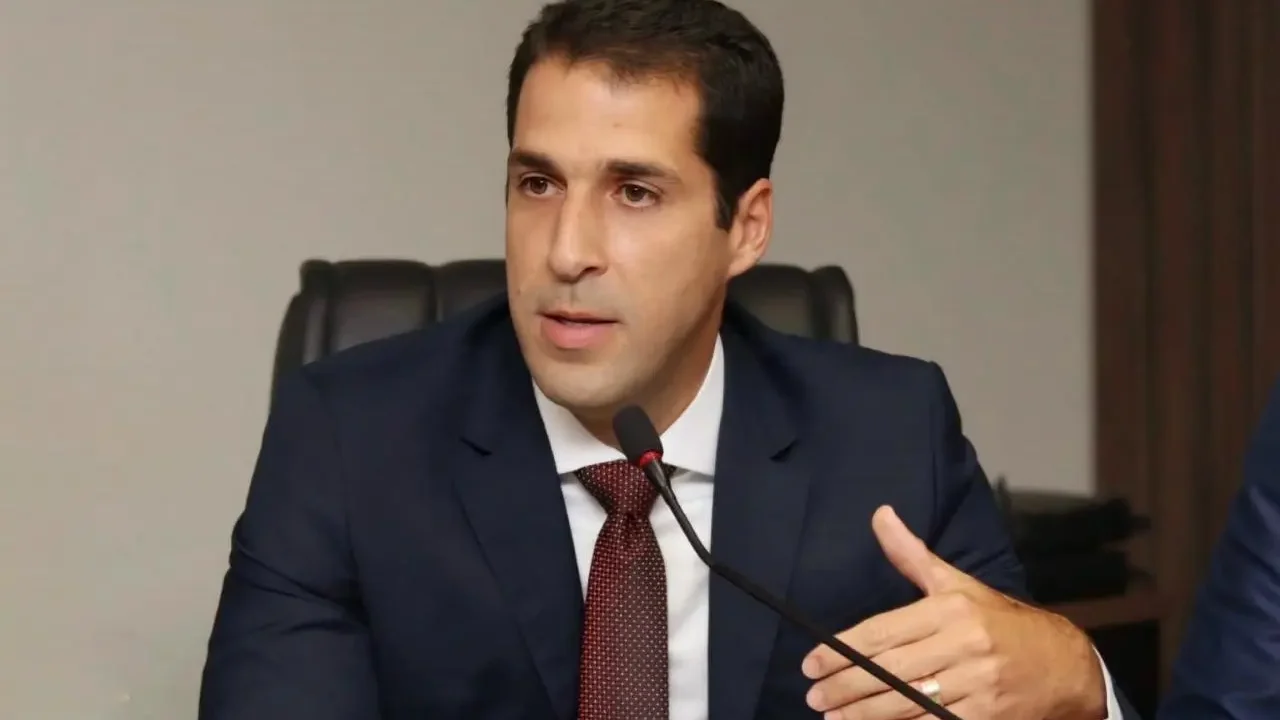 Novo secretário de Educação de Maceió é ligado a Artur Lira e Jó Pereira