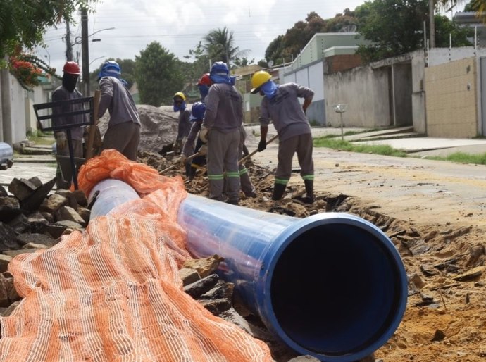 Investimentos em obras de saneamento básico avançam em Penedo