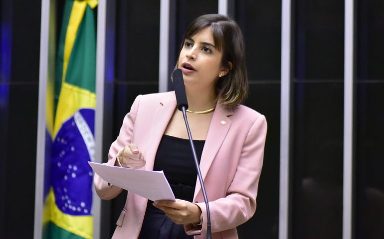 Projeto reserva para mulheres 30% das vagas nos conselhos de administração de grandes empresas