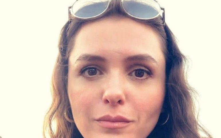 Monica Iozzi deixa elenco do remake 'Elas por Elas' da Globo