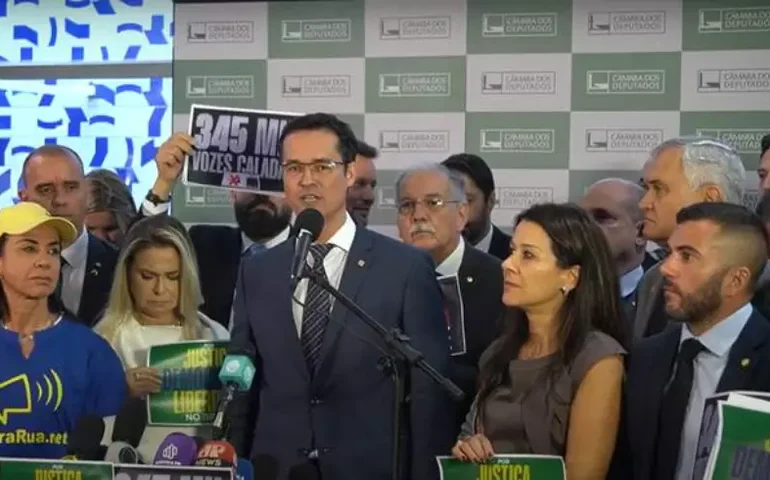 Manifestação pró-Deltan vira alvo de boicote de Bolsonaro e expõe racha na direita
