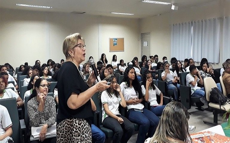 Palestra no campus lembra os 70 anos de morte do escritor Graciliano Ramos