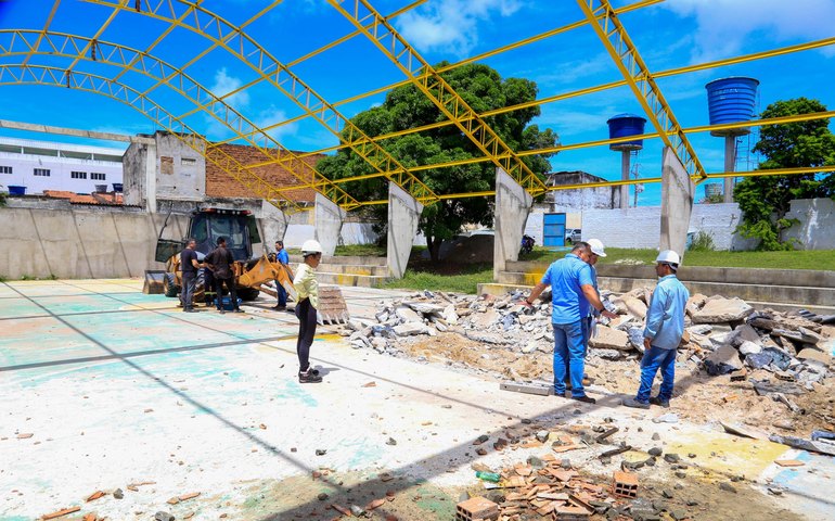 Educação retoma obras para reforma do ginásio poliesportivo da Escola Edmilson Pontes