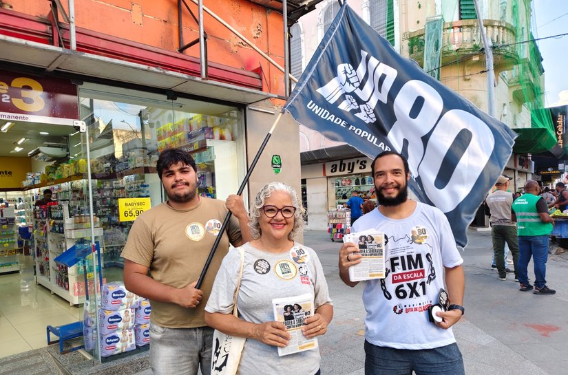 Lenilda Luna dialoga com trabalhadores da limpeza urbana e defende soberania nacional no Centro de Maceió