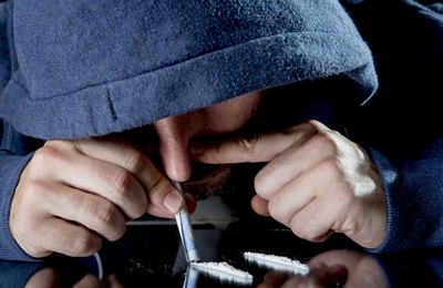 O brilho fugaz da fascinante e fatal cocaína 