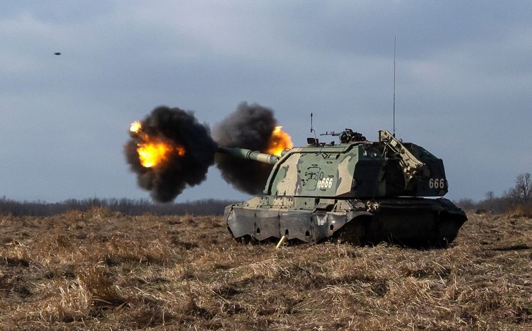 Rostec expõe tática eficaz e vantagens do obuseiro autopropulsado Msta-S