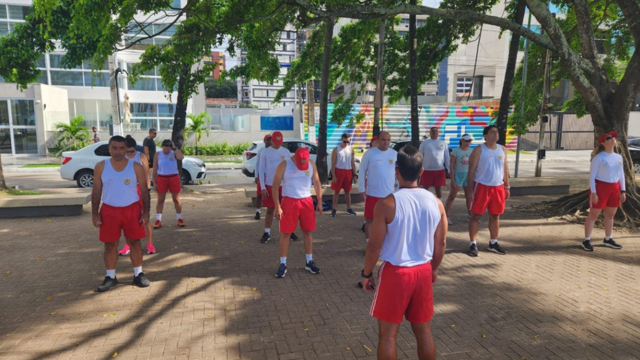 Bombeiros promove semanalmente projeto para estímulo à prática de exercícios físicos