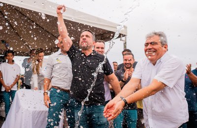 Governo de Alagoas entrega sistema de dessalinização em comunidade rural de Mata Grande