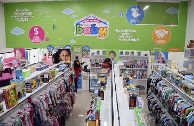 Engenheira Civil aposta em franquia de brechó infantil e fatura quase R$ 500 mil por ano 