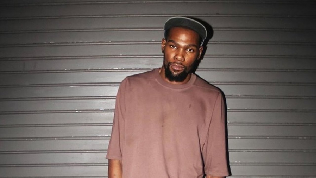 Kevin Durant entra no ranking dos 10 maiores pontuadores da NBA em derrota do Phoenix Suns