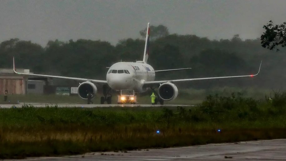 Governo prorroga descontos no querosene de aviação e no biodiesel