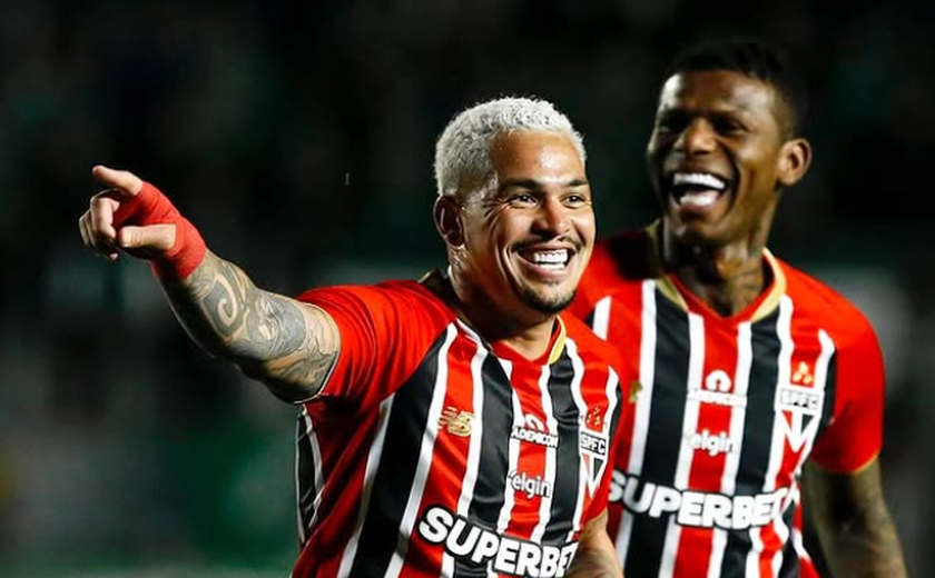 São Paulo faz jogo ruim e é salvo por Ferreirinha e Luciano para vencer o Juventude