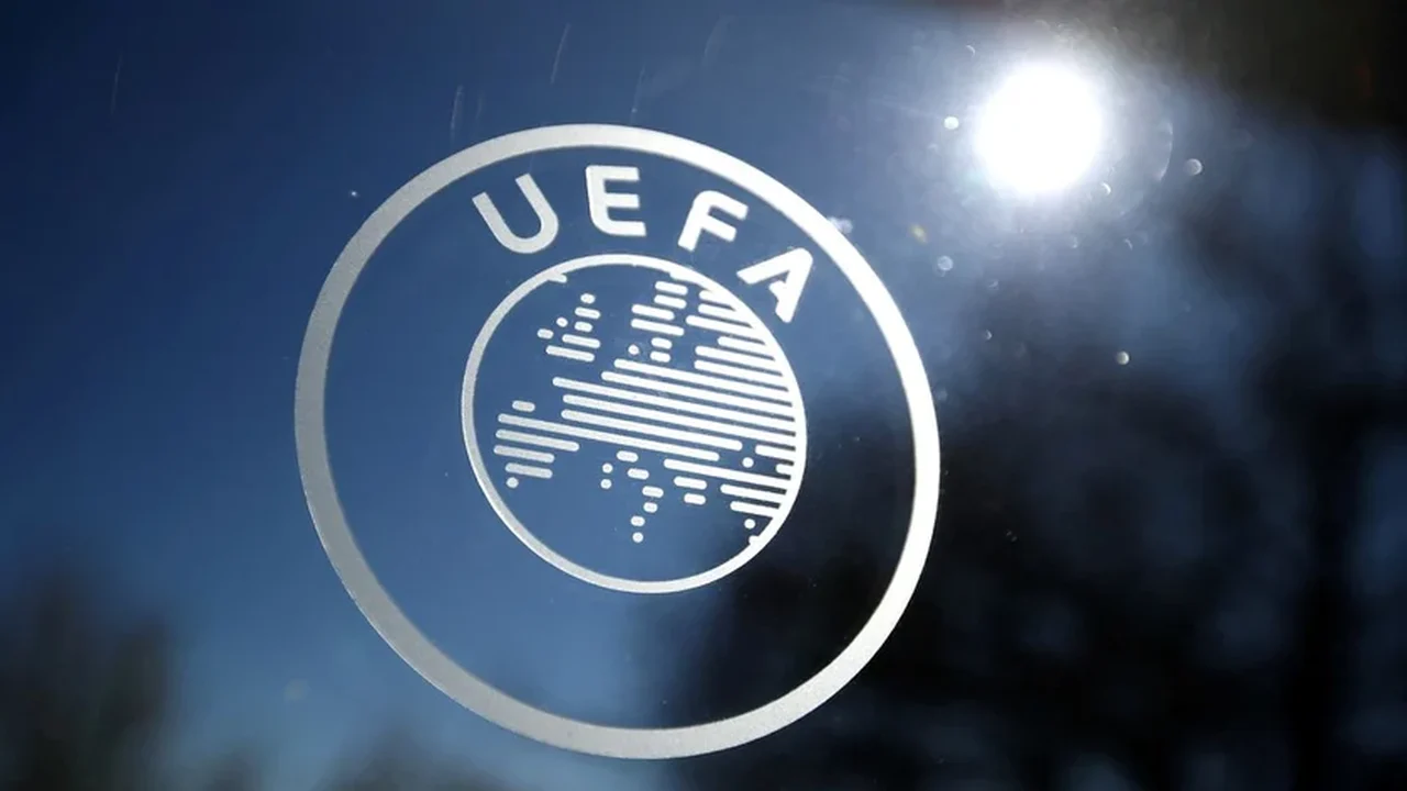Presidente da Uefa protesta contra a Fifa e não comparece à final da Copa do Mundo, afirma site