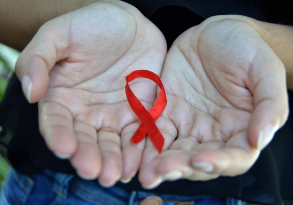 Dezembro Vermelho: Sesau alerta sobre os cuidados com a prevenção da Aids