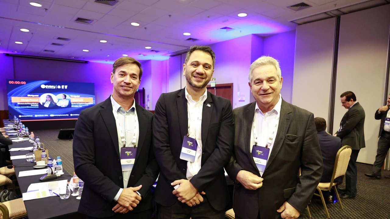 Alagoas participa de evento em Brasília sobre inteligência artificial e inovação no setor público