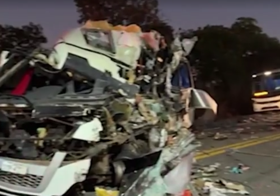 Acidente envolvendo ônibus de alunos da Universidade Federal do Pará deixa ao menos 5 mortos