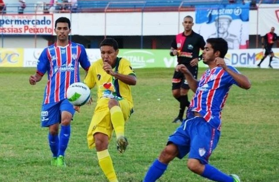 O Itabaiana empatou sem gols contra o Socorrense/ Foto:Lorena Garcia