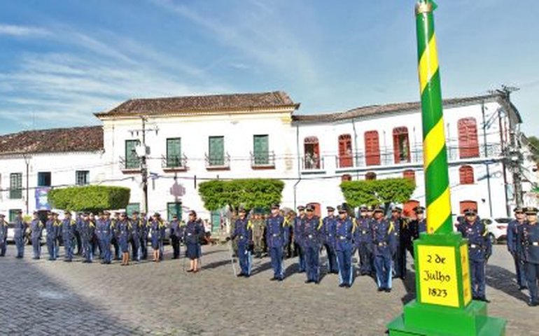 Bahia: capital é simbolicamente transferida de Salvador para Cachoeira