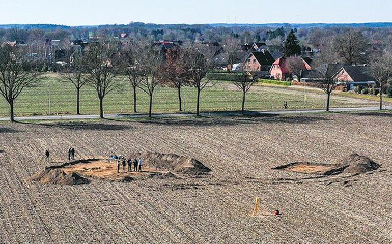 Arqueólogos descobrem punhais de importância espiritual de 3.000 anos de idade na Alemanha (FOTOS)