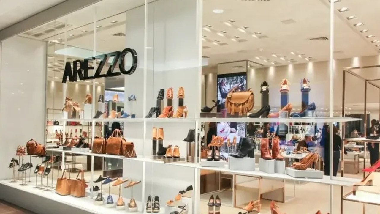 Arezzo e Soma se separam, criam empresas de capital aberto e uma terceira, a Farm Rio