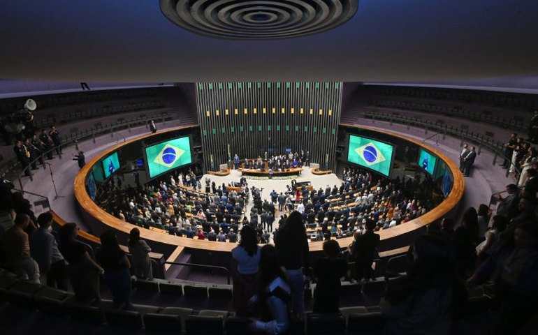 Ex-presidentes da Câmara destacam independência e papel democrático da instituição