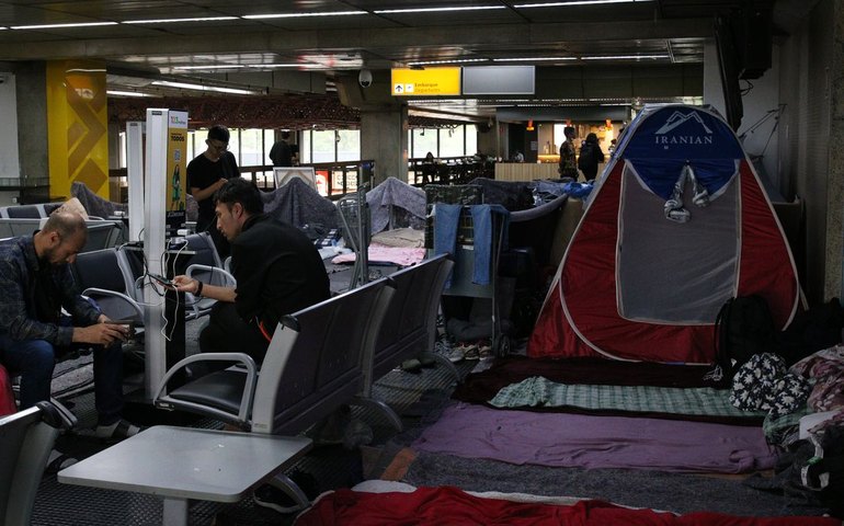 Liminar impede deportação de 70 imigrantes do aeroporto de Guarulhos