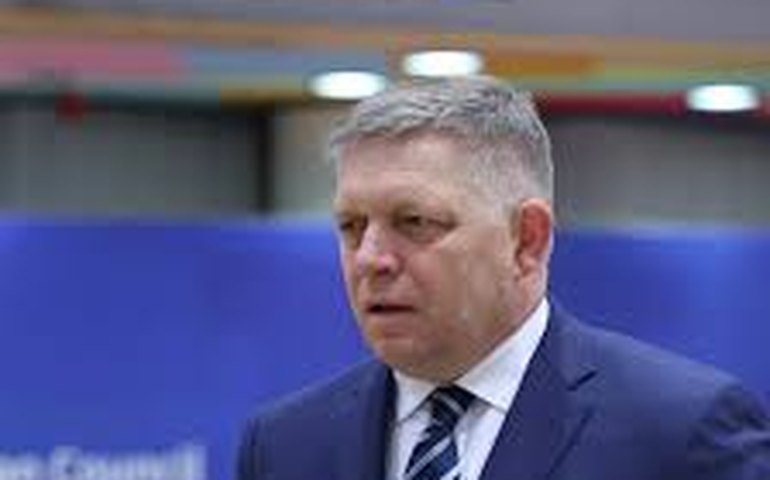 primeiro-ministro eslovaco, Robert Fico, sofre atentado