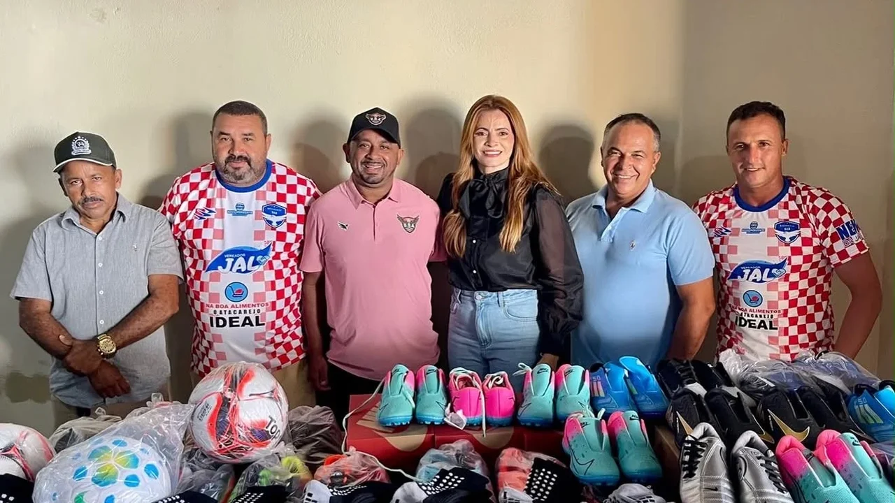 Iniciativa de Paula Santa Rosa fortalece projeto esportivo com entrega de materiais para jovens atletas em Belém
