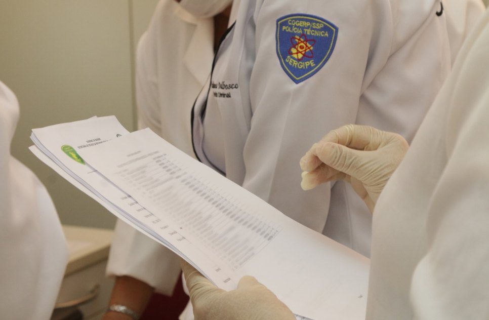 Peritos iniciam coleta de material genético em internas de presídio feminino