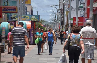 Lojas do Centro de Maceió fecham nesta segunda-feira