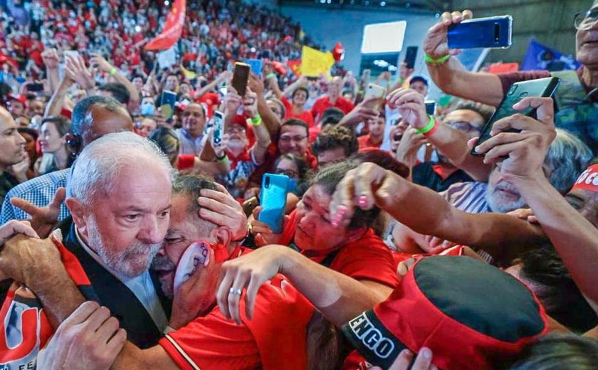 Lula defende revolução na cultura, com recriação de ministério e comitês estaduais