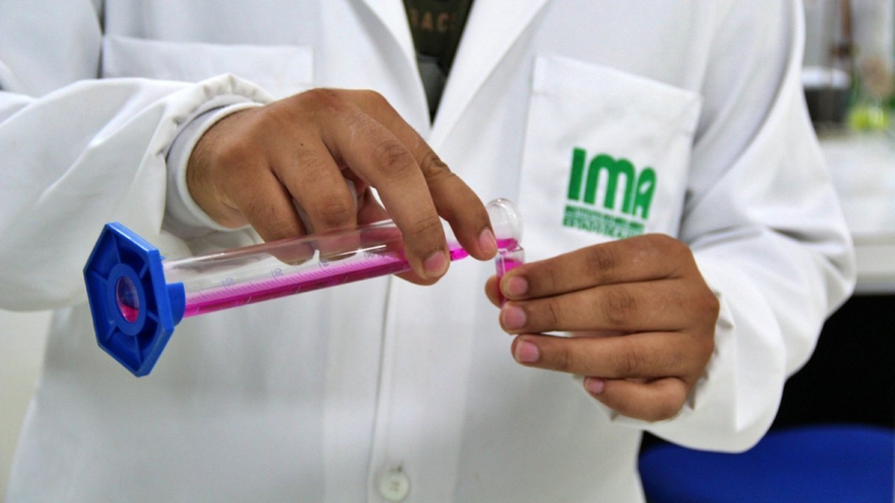 Laboratório de Estudos Ambientais do IMA é referência na análise de água no Estado