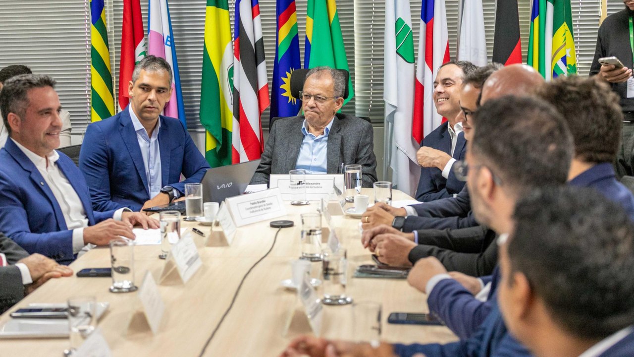 Em Pernambuco, Paulo Dantas articula ampliação de crédito para empresas do Nordeste