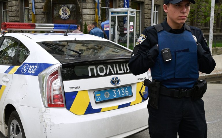 Esquema de subornos em centros de recrutamento na Ucrânia é denunciado por mídia local