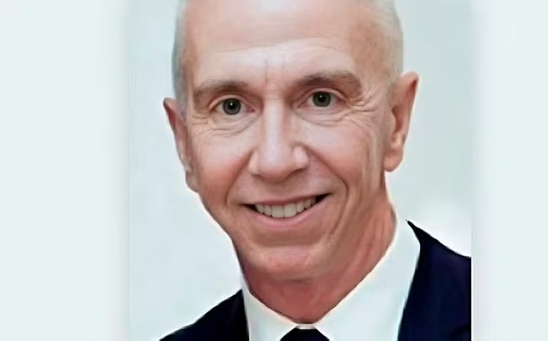 Vídeo mostra suspeito na casa de galerista assassinado no Rio de Janeiro