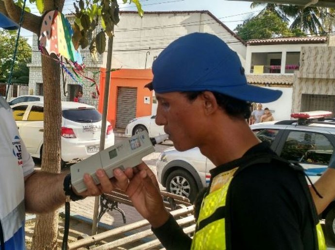 Lei Seca: Detran/AL aborda 324 veículos durante fim de semana de carnaval