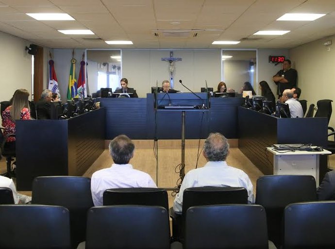Audiência de conciliação no dissídio de radialistas adiada para o dia 28