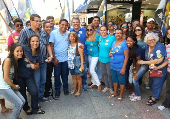 Desempenho de Júlio Cezar em debates é elogiada e conquista votos do Centro de Maceió